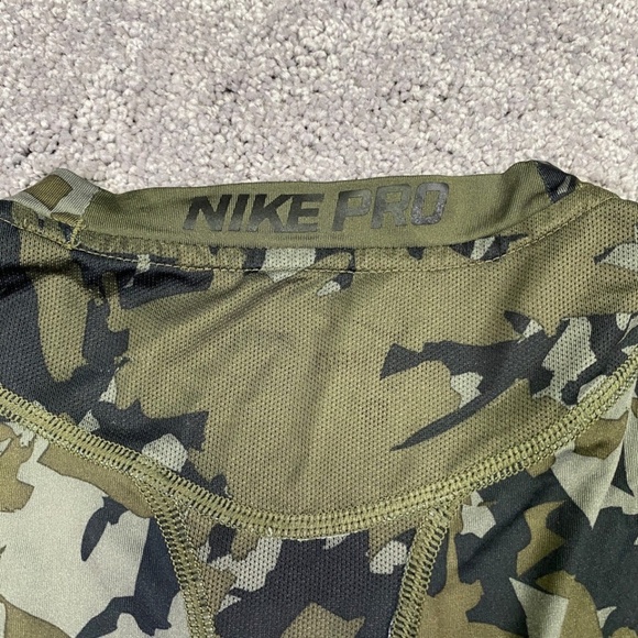 NIKE MEN pro shirt Camouflage Mission Dri-fit - Picture 3 of 5